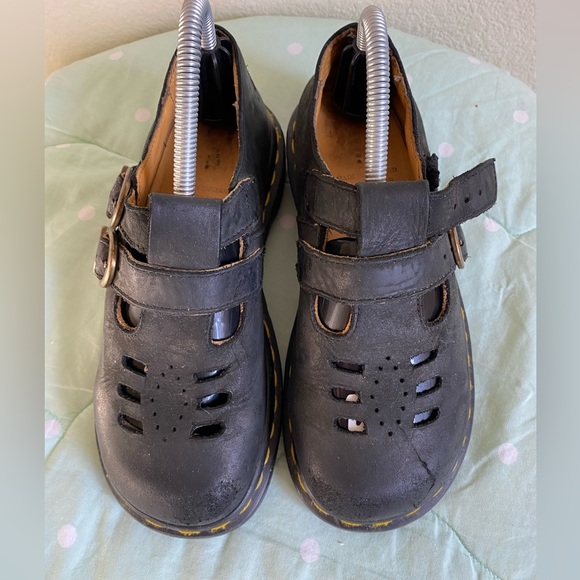 VINTAGE RARE Black Dr. Martens Mary Jane’s  Made in England Litte Girls size 2 - Picture 2 of 16